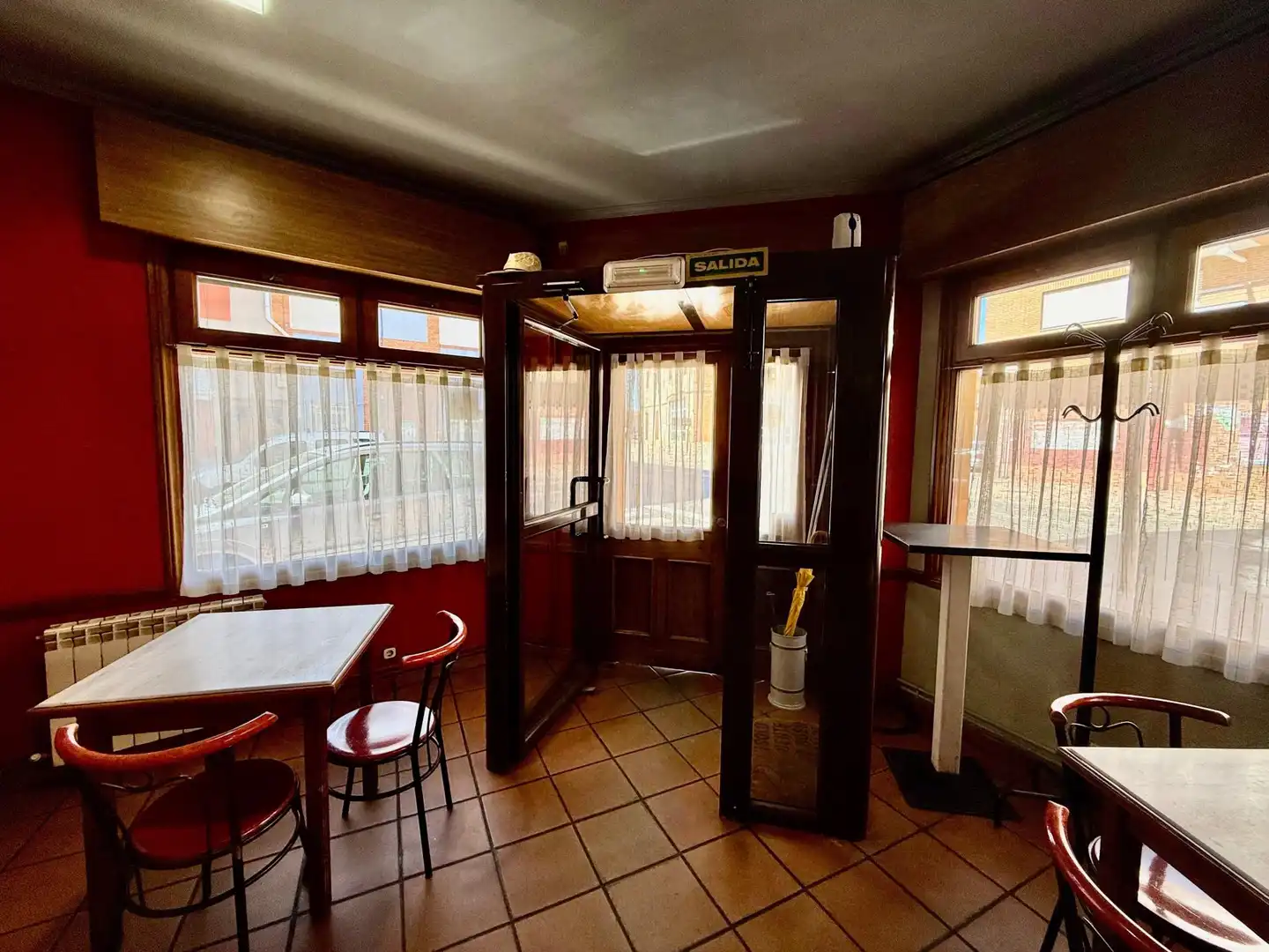 Local en venta en Valencia de Don Juan