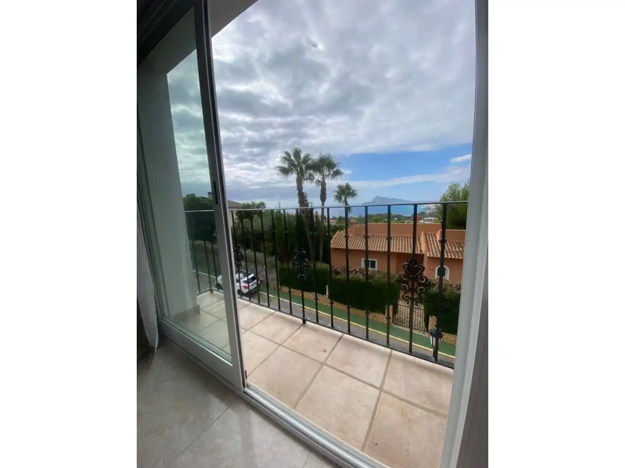 Exterior view of Detached homes for sale in Alicante / Alacant  with Air Conditioner, Terrace and Furnished