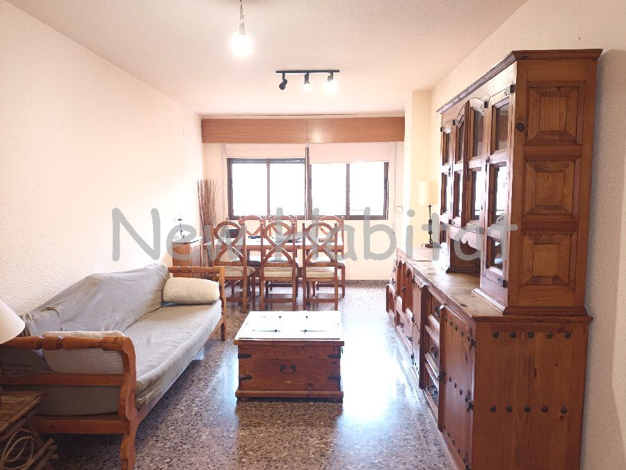 Flat to rent in Avinguda de València, Ensanche - Parque Santa Rosa