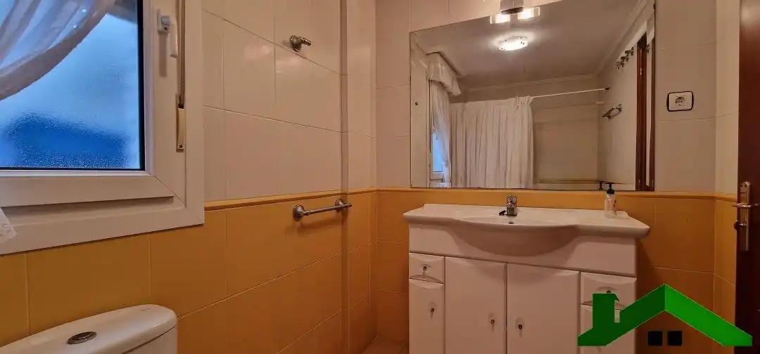 Piso en venta en Calle Los Caserios, Centro