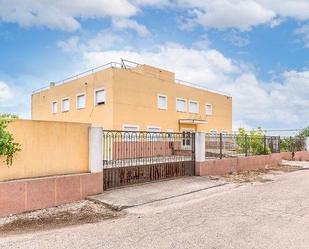 Exterior view of Building for sale in Escalona