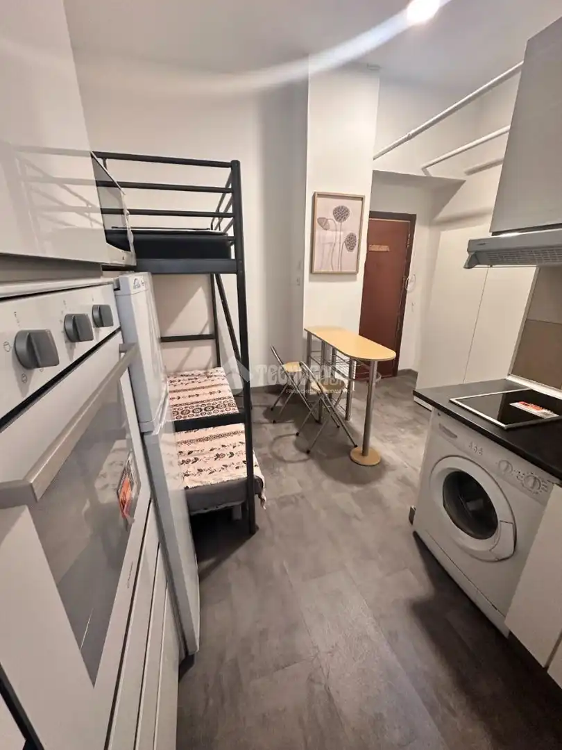 Schlafzimmer von Wohnung zur Miete in Madrid
