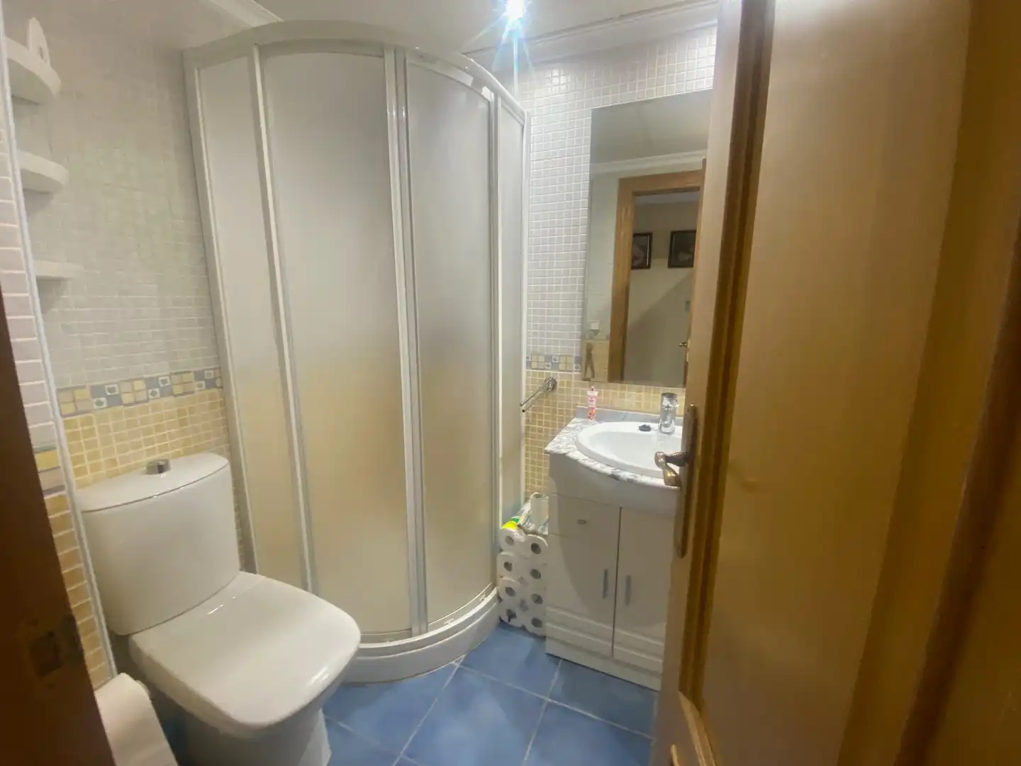 Badezimmer von Wohnung zur Miete in Orihuela mit Klimaanlage, Heizung und Terrasse