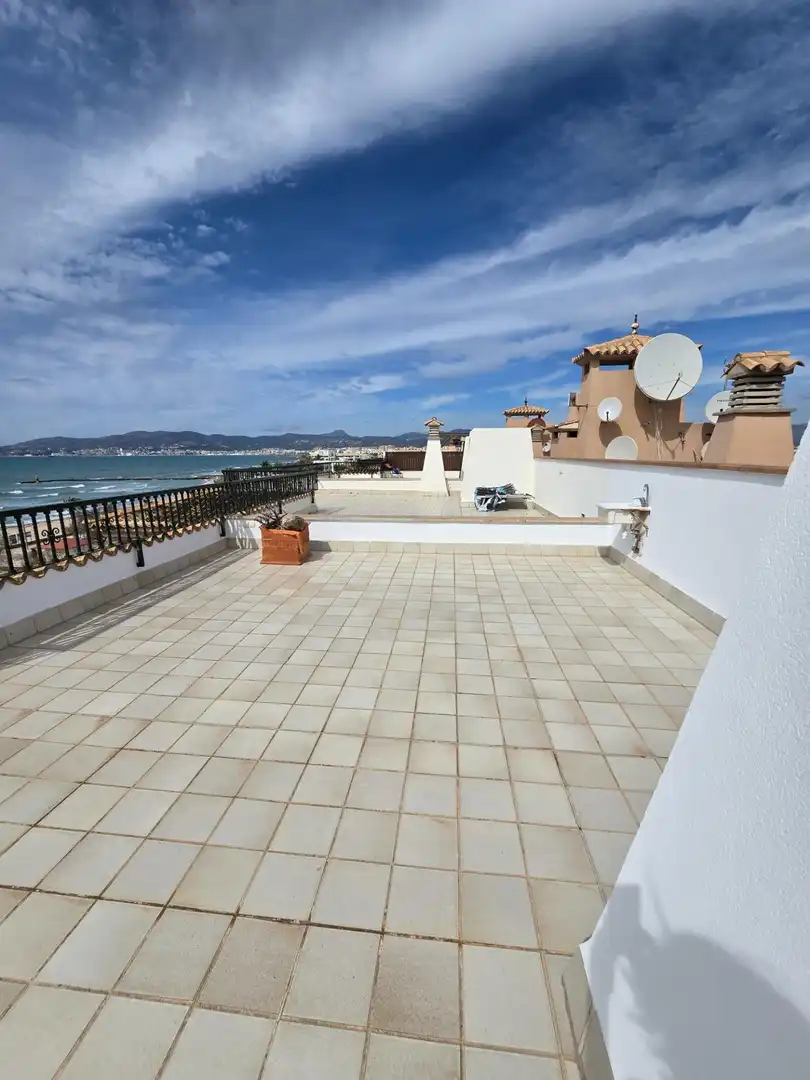 Terrassa de Pis de lloguer en  Palma de Mallorca amb Calefacció, Parquet i Terrassa