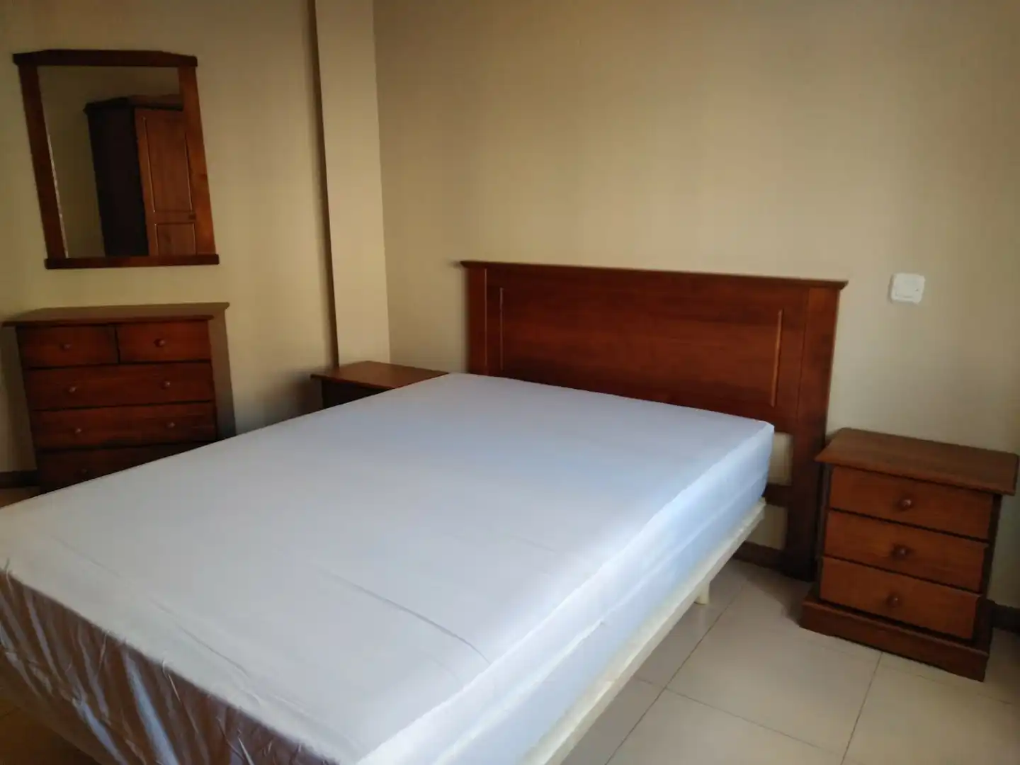 Dormitori de Apartament de lloguer en Ciudad Real amb Moblat