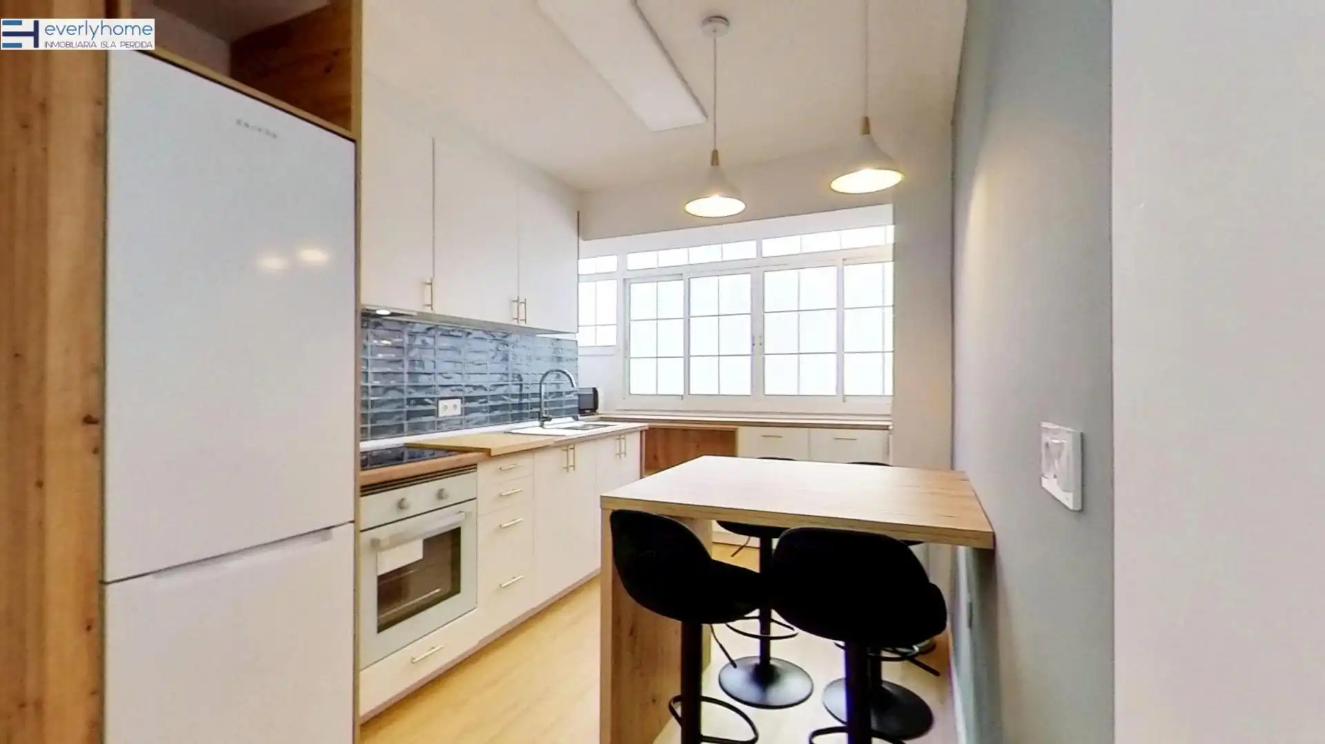 Cocina de Piso para compartir en Valencia con Terraza, Amueblado y Balcón