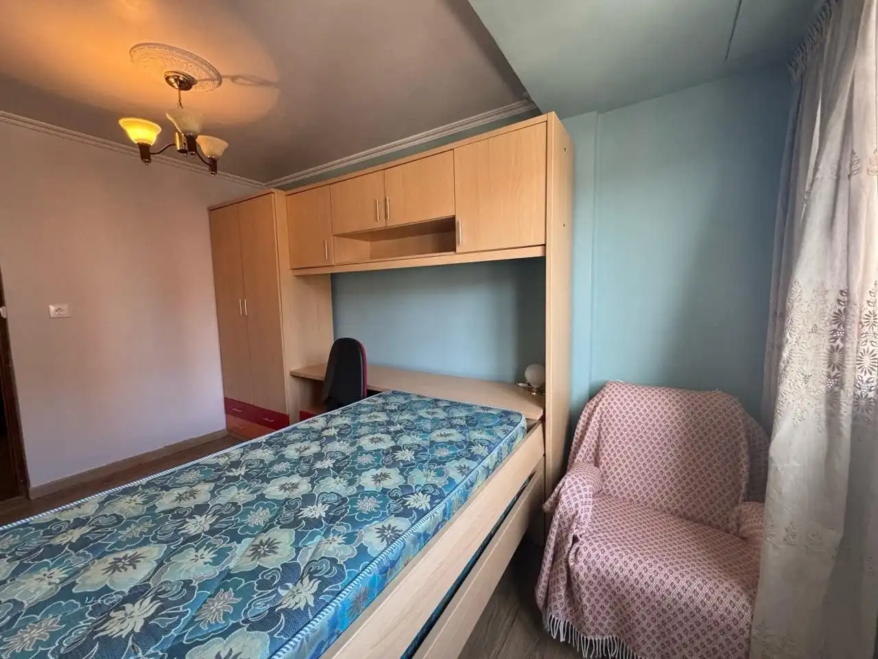 Bedroom of Flat for share in Ourense Capital   with Furnished and Balcony