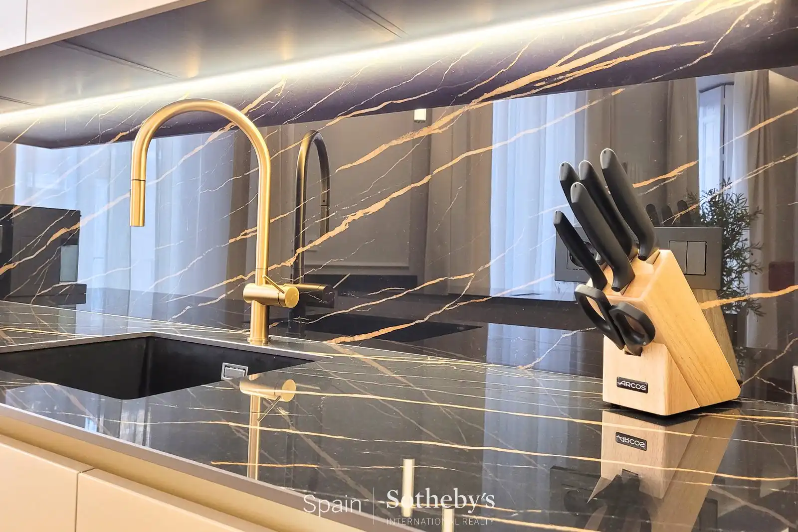 Apartamento con ascensor en venta en Calle del Barco, imagen 44