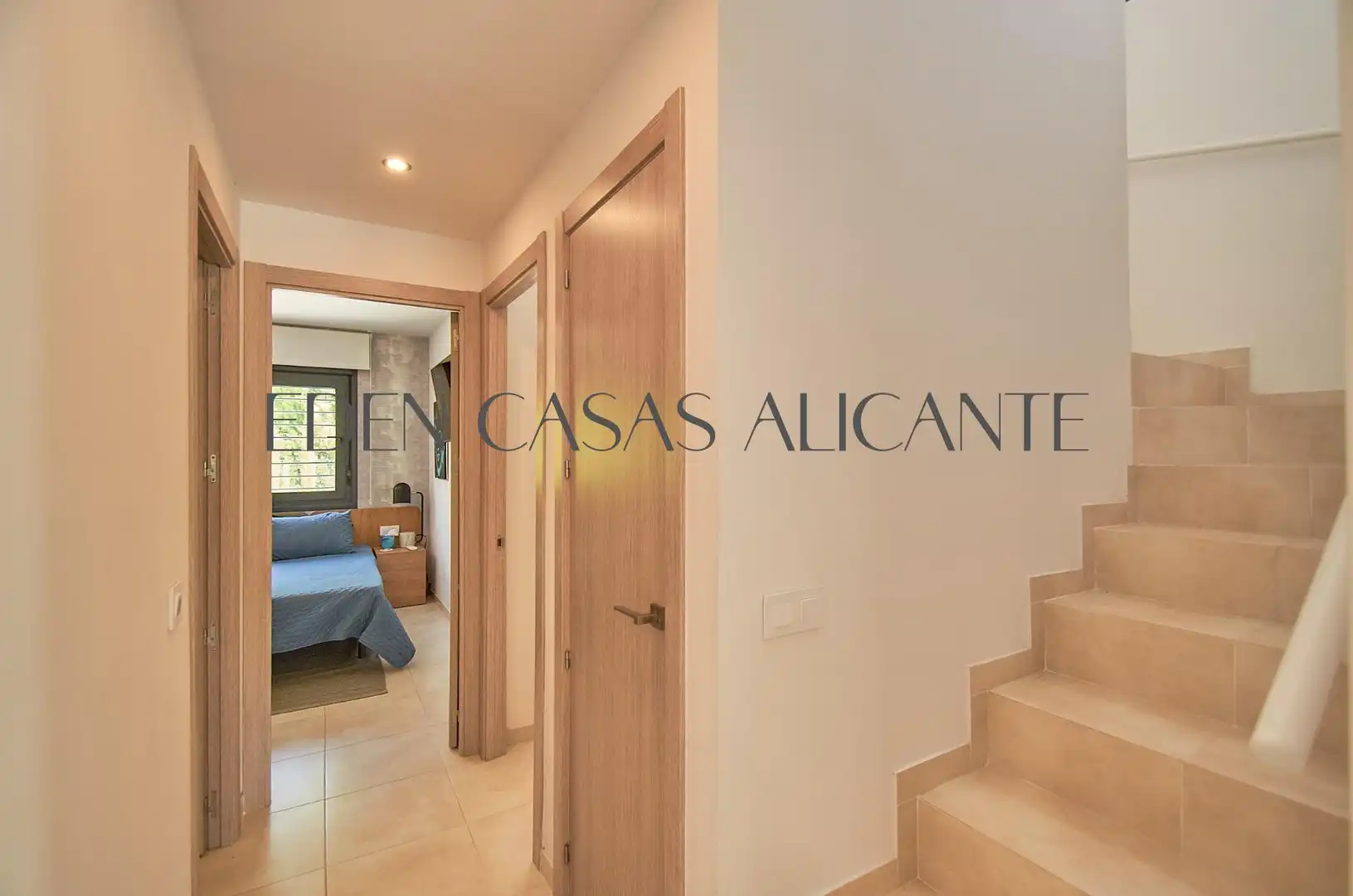 Casa adosada en venta en Busot con Aire acondicionado, Calefacción y Jardín privado
