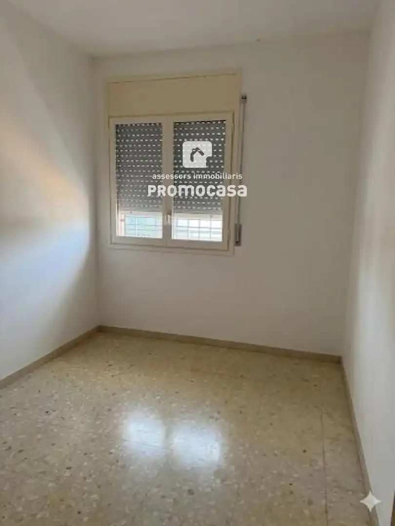 Habitación de Casa o chalet en venta en Barberà del Vallès con Calefacción, Terraza y Balcón