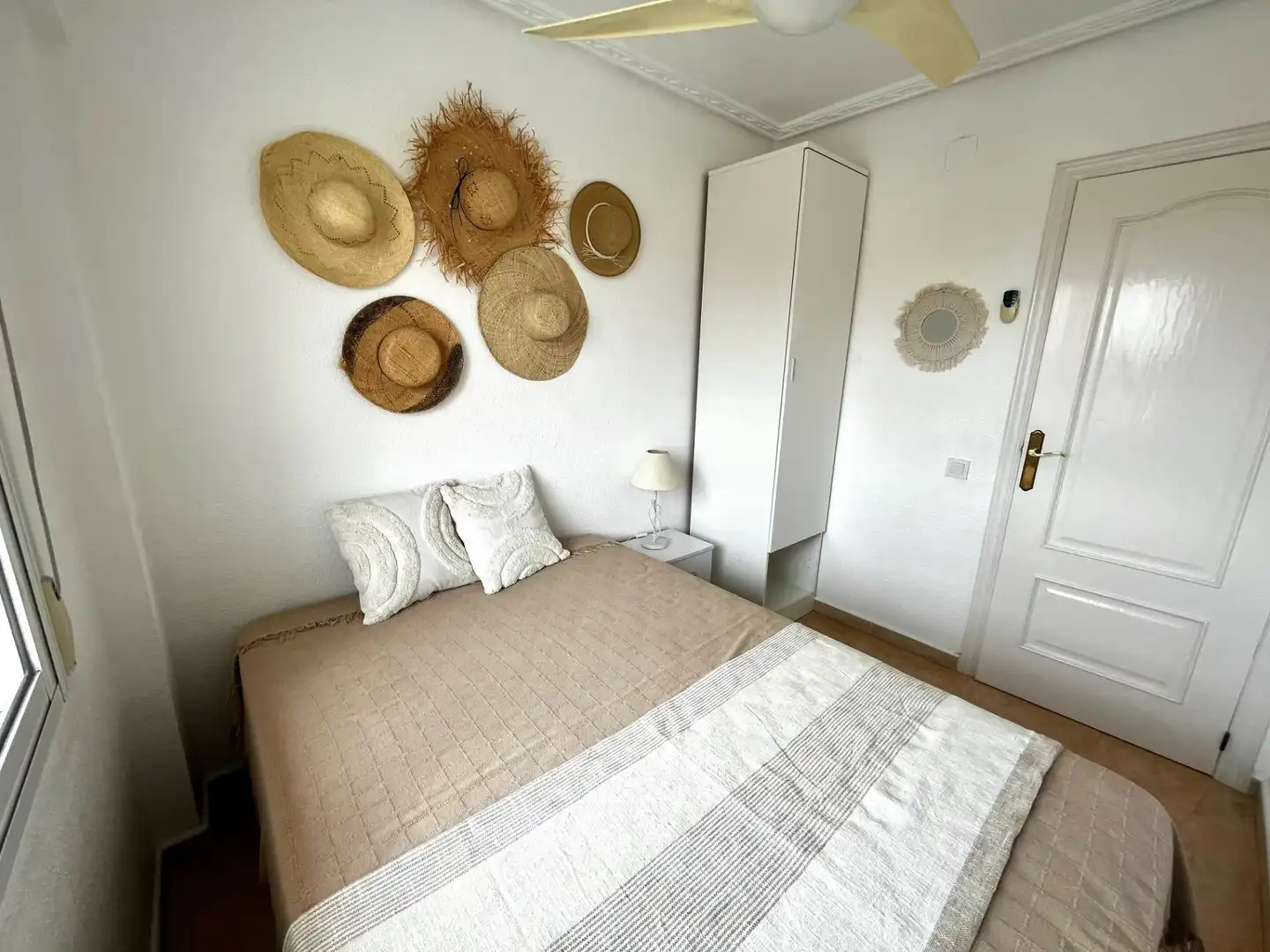 Bedroom of Apartments for rent in Torrevieja  with Air Conditioner, Private garden and Terrace