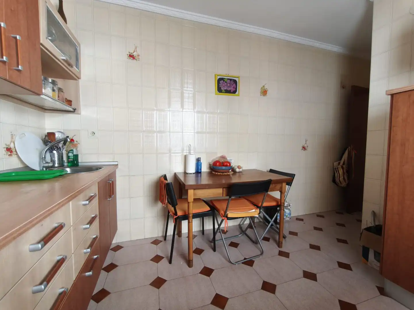 Küche von Wohnung zum Verkauf in Isla Cristina mit Klimaanlage, Heizung und Terrasse