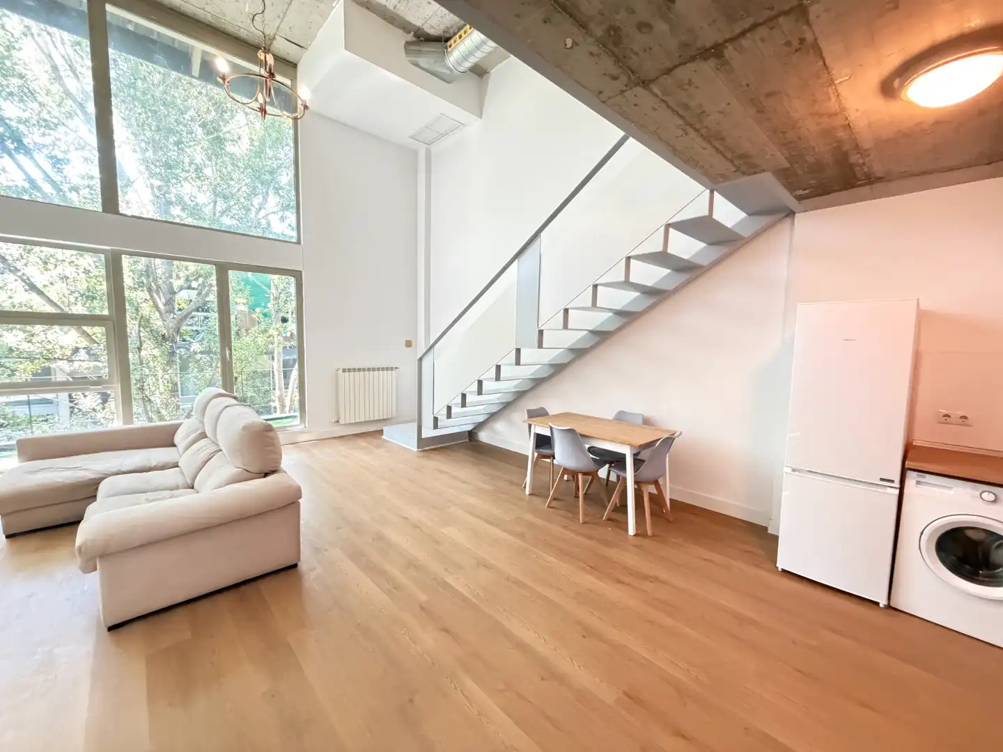 Wohnzimmer von Maisonette zum Verkauf in Camarma de Esteruelas mit Klimaanlage, Heizung und Terrasse