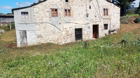 Encantadora casa de piedra con finca y varias construcciones en O Reirado Lugo