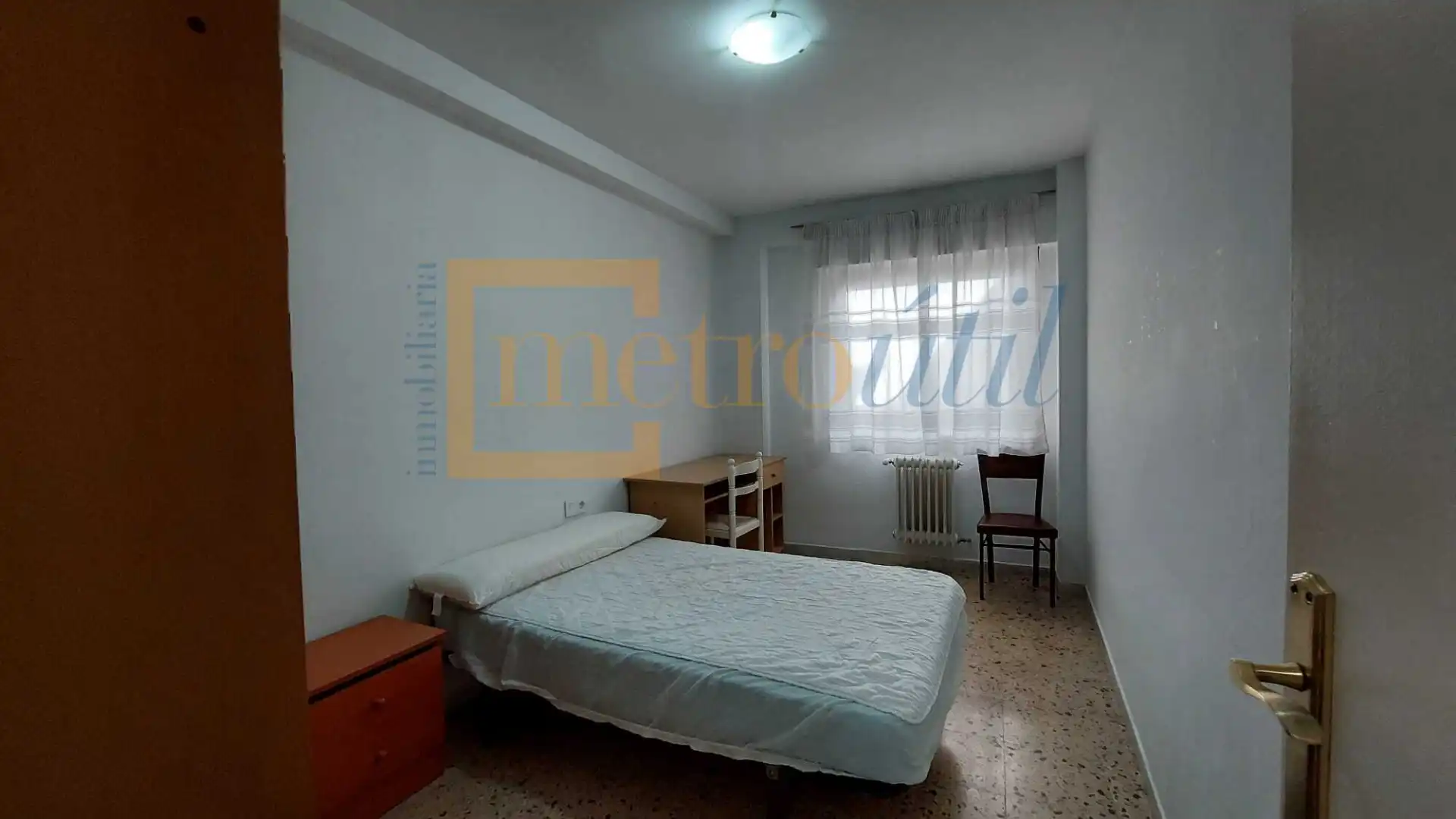Habitación de Piso de alquiler en Salamanca con Calefacción, Amueblado y Balcón