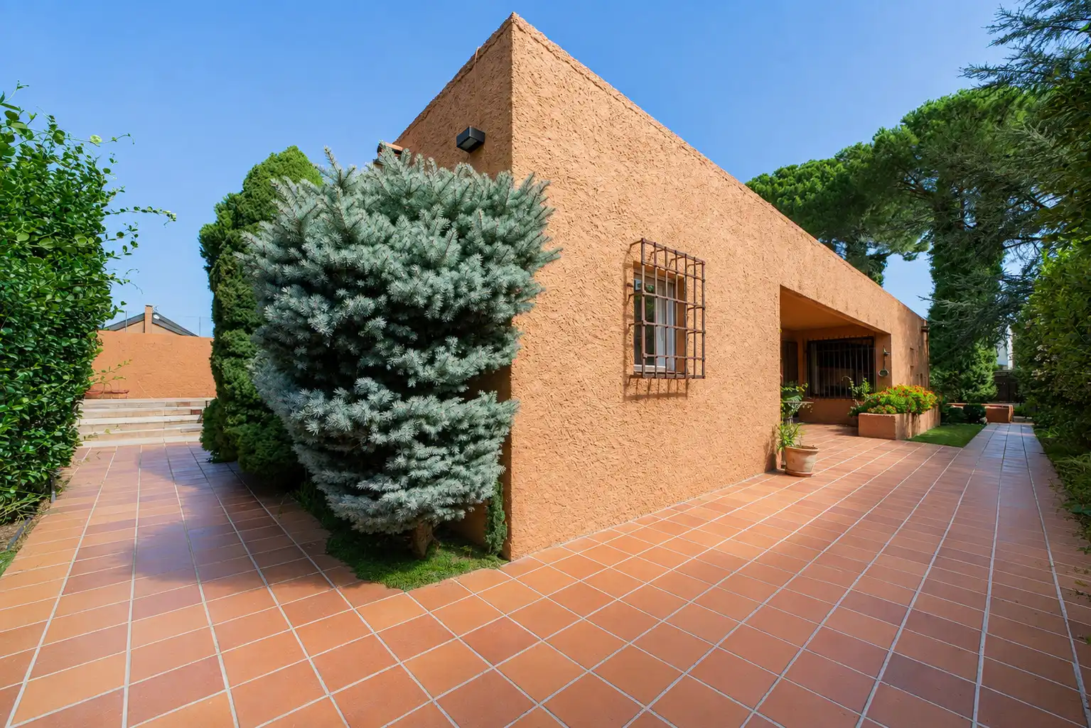 Vista exterior de Casa o chalet en venta en Las Rozas de Madrid