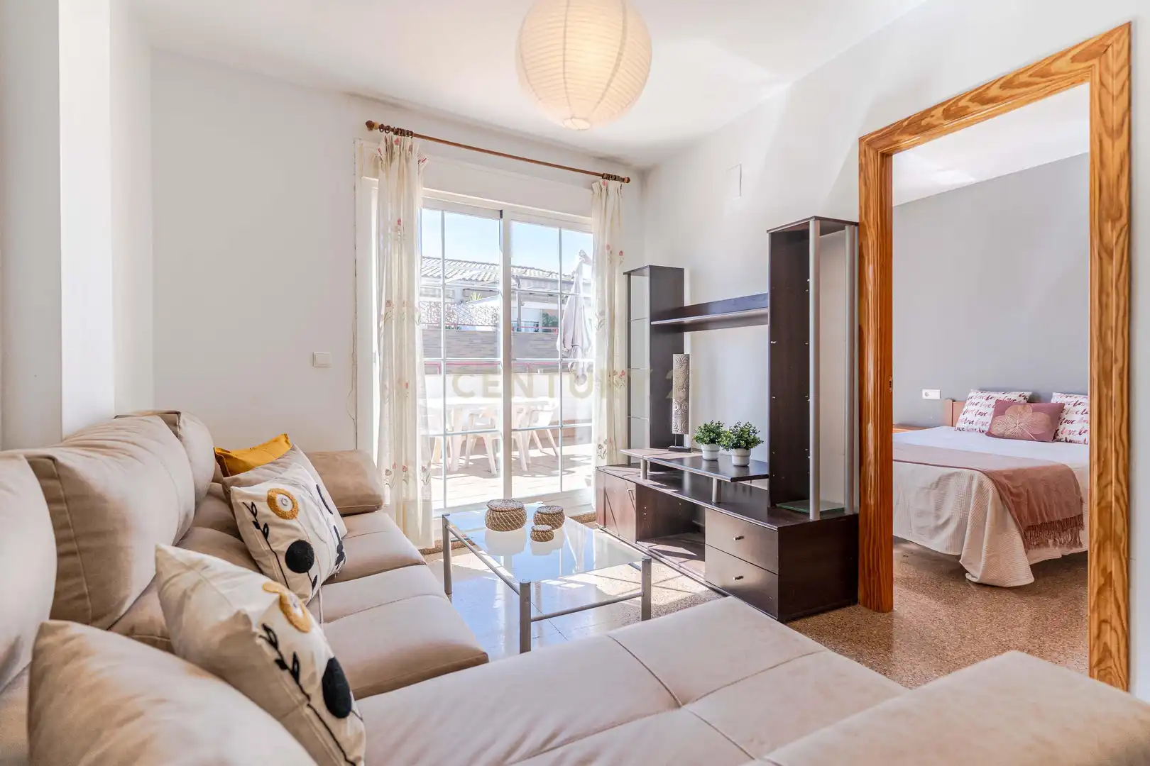 Sala d'estar de Apartament en venda en Churriana de la Vega amb Jardí privat i Piscina comunitària