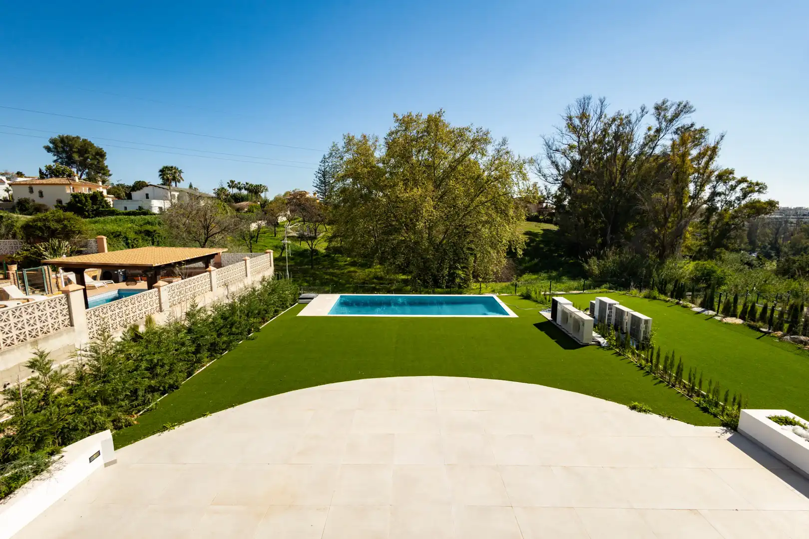 Swimming pool of Detached homes for sale in Marbella  with Air Conditioner, Private garden and Terrace