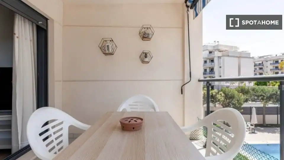 Terrassa de Apartament per a compartir en Canet d'En Berenguer amb Aire condicionat, Terrassa i Moblat