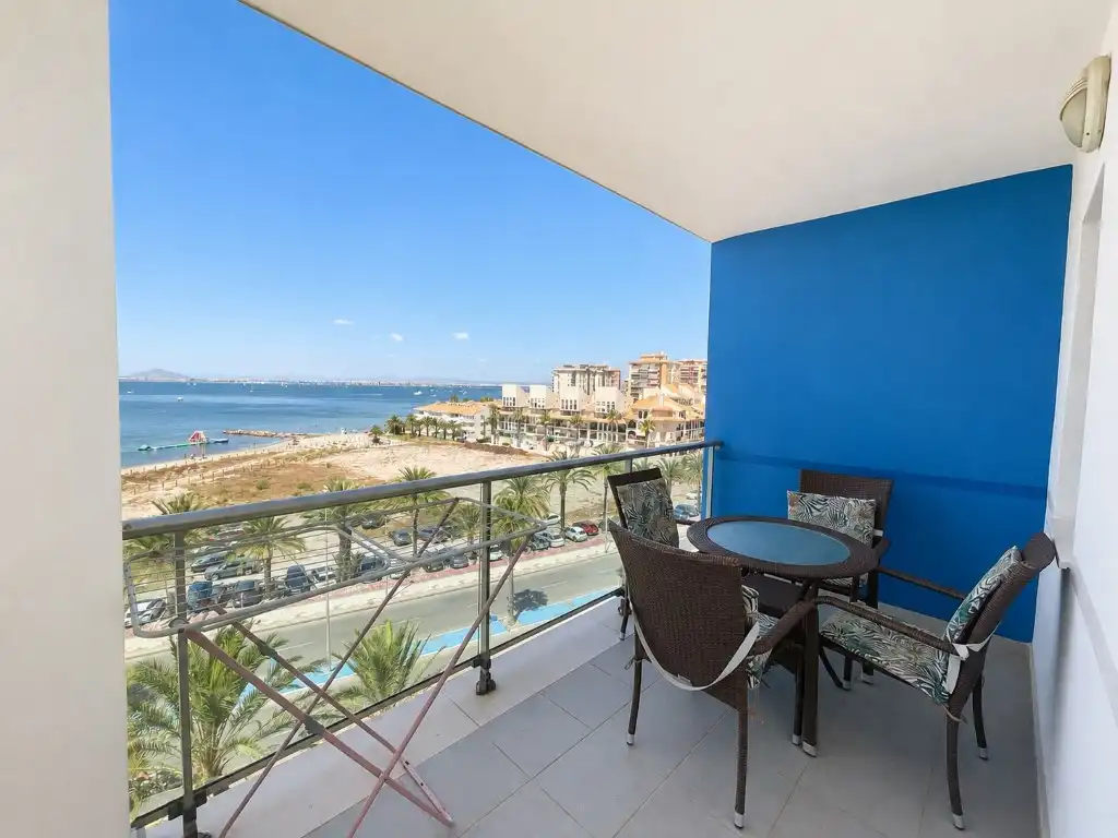 Apartamento con piscina en venta en Calle Urb Veneziola (Manga), imagen 3