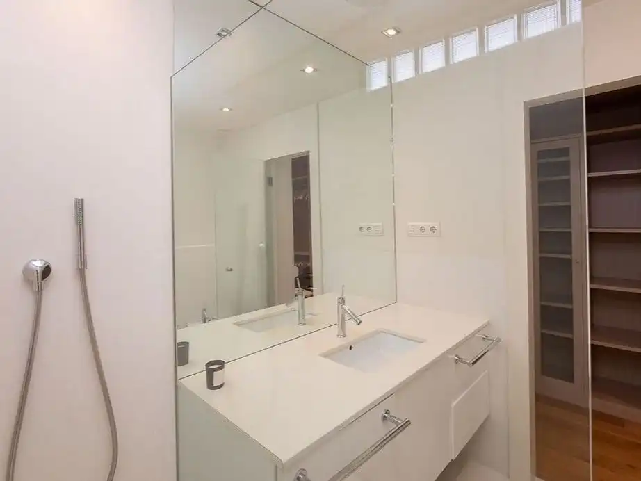 Bany de Apartament per a compartir en Ería - Masip