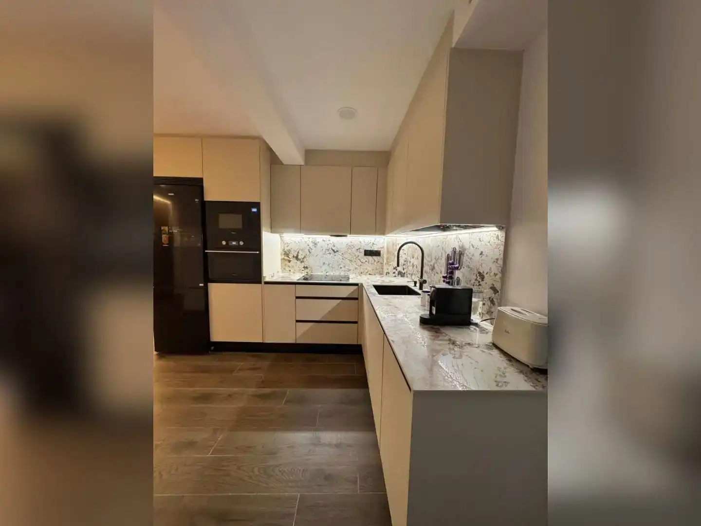 Cuina de Pis per a compartir en Langreo amb Parquet i Moblat