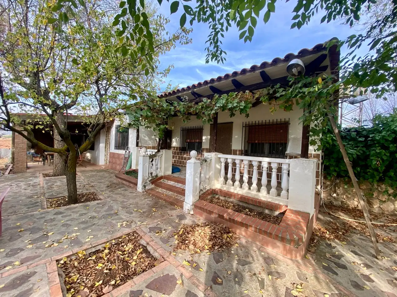 Vista exterior de Casa o xalet en venda en Villarrubia de los Ojos amb Aire condicionat, Calefacció i Jardí privat