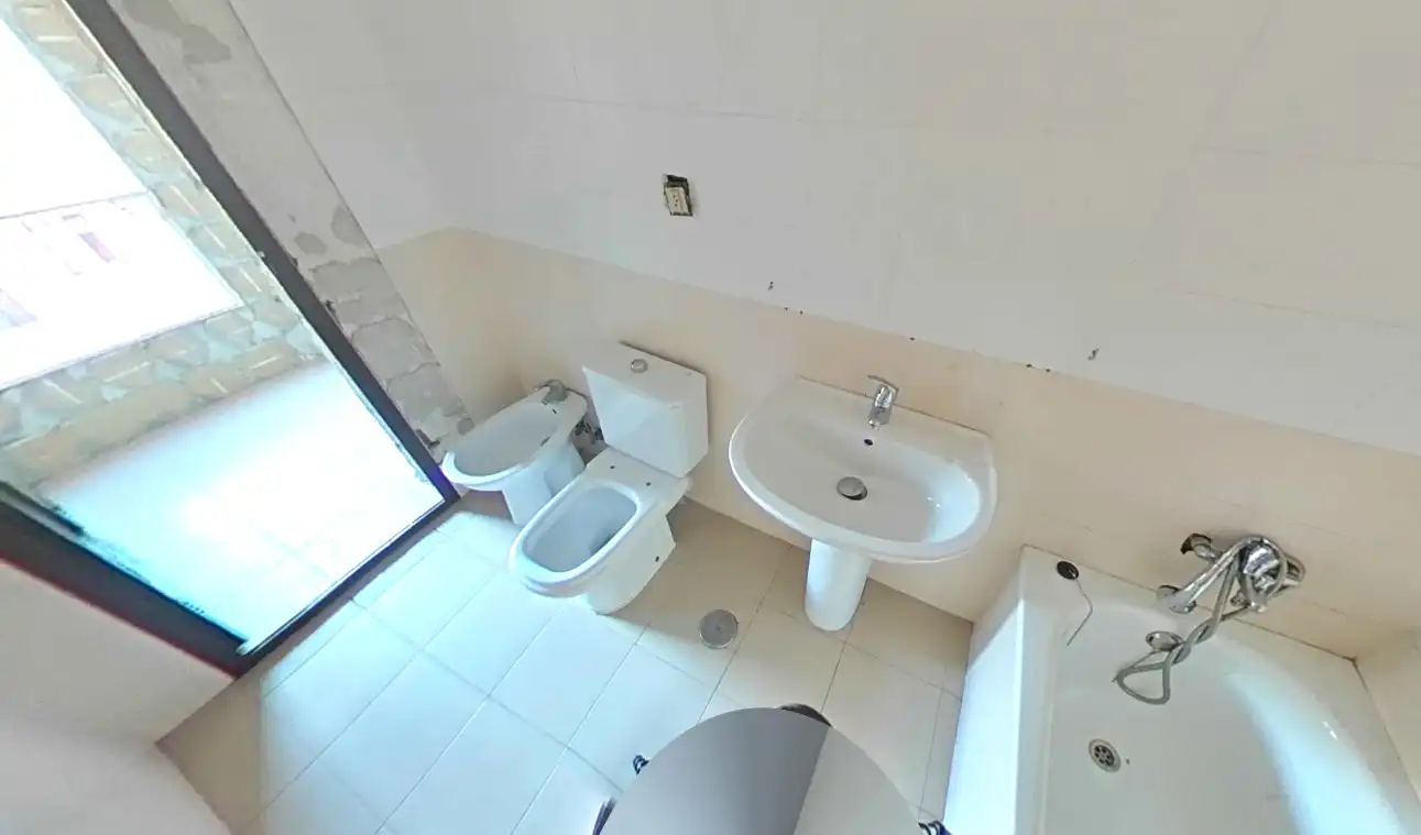 Baño de Piso en venta en Almería