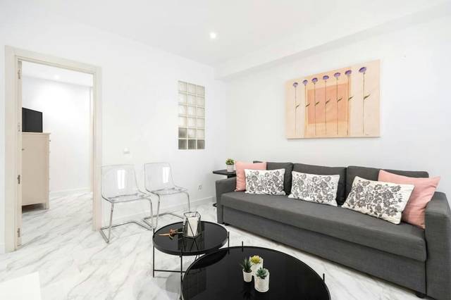 Piso en Alquiler en N/A en Castellana