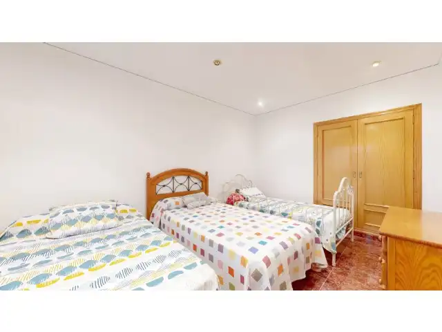 Habitación de Casa o chalet en venta en Alzira con Terraza, Trastero y Piscina