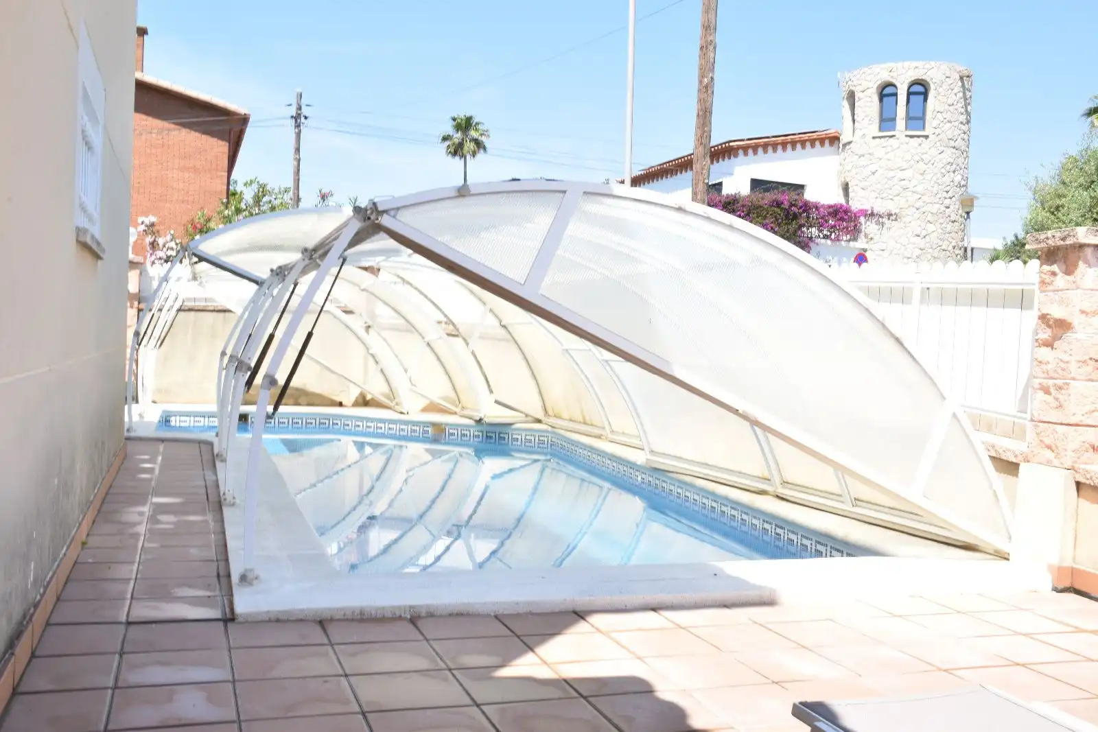 Piscina de Casa o xalet en venda en El Vendrell amb Aire condicionat, Calefacció i Terrassa