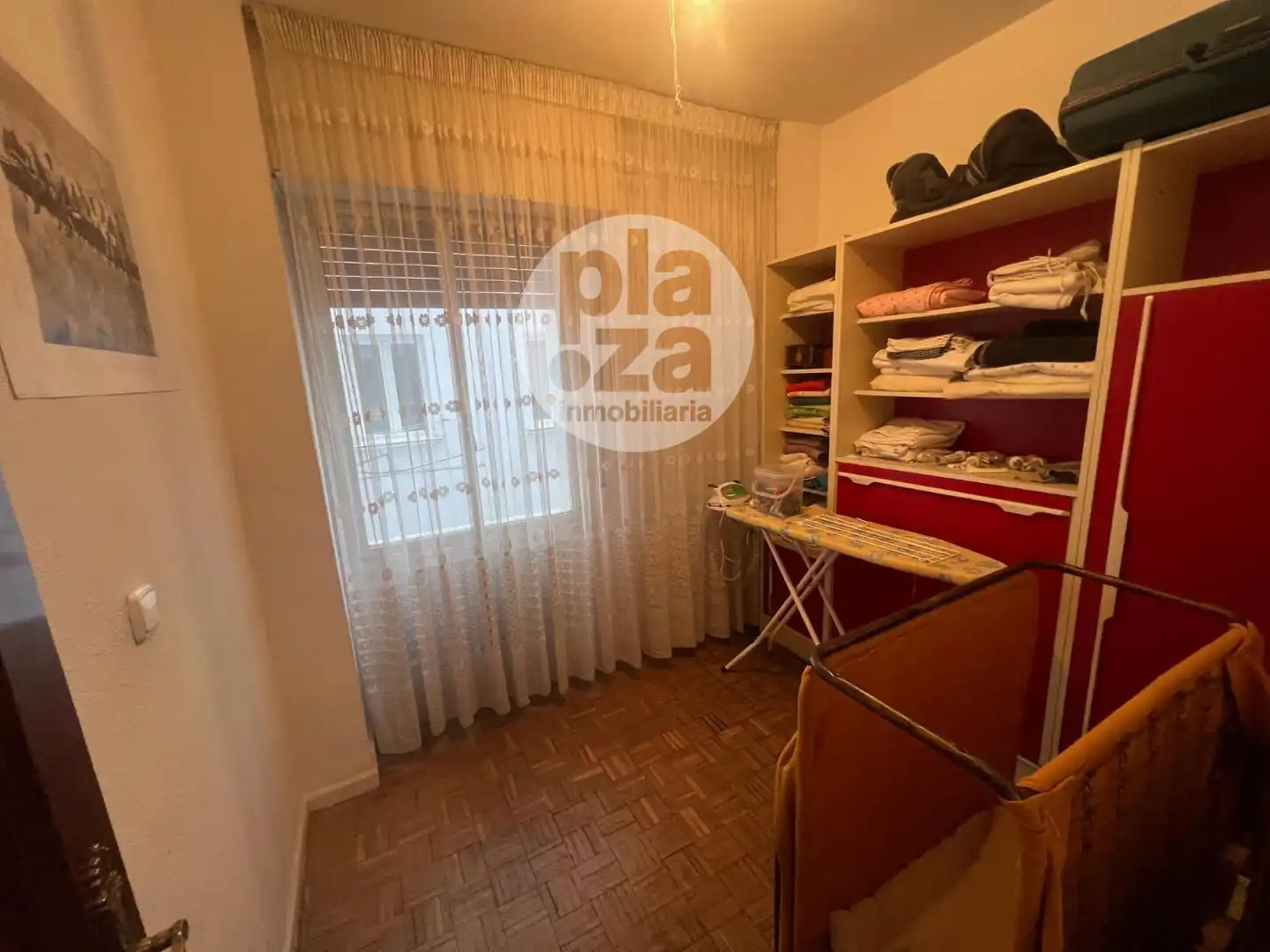 Habitación de Piso en venta en Burgos con Terraza y Trastero