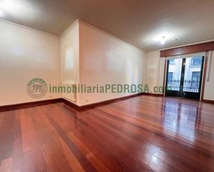 Living room of Flat for sale in Pontevedra Capital   with Heating and Storage room