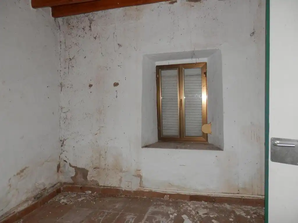 Casa adosada en venda en Gema