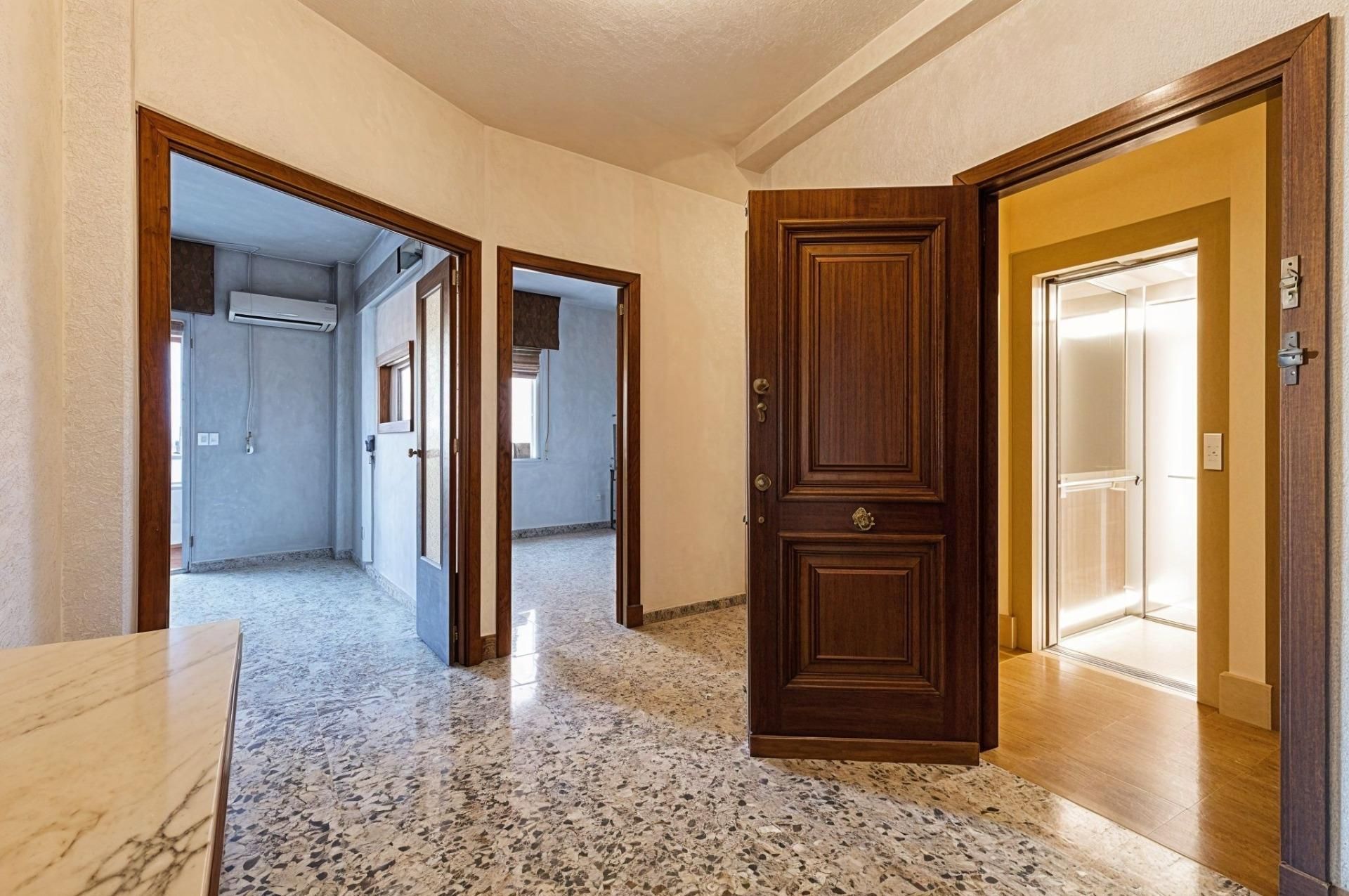 Pis en venda en  Murcia Capital amb Balcó