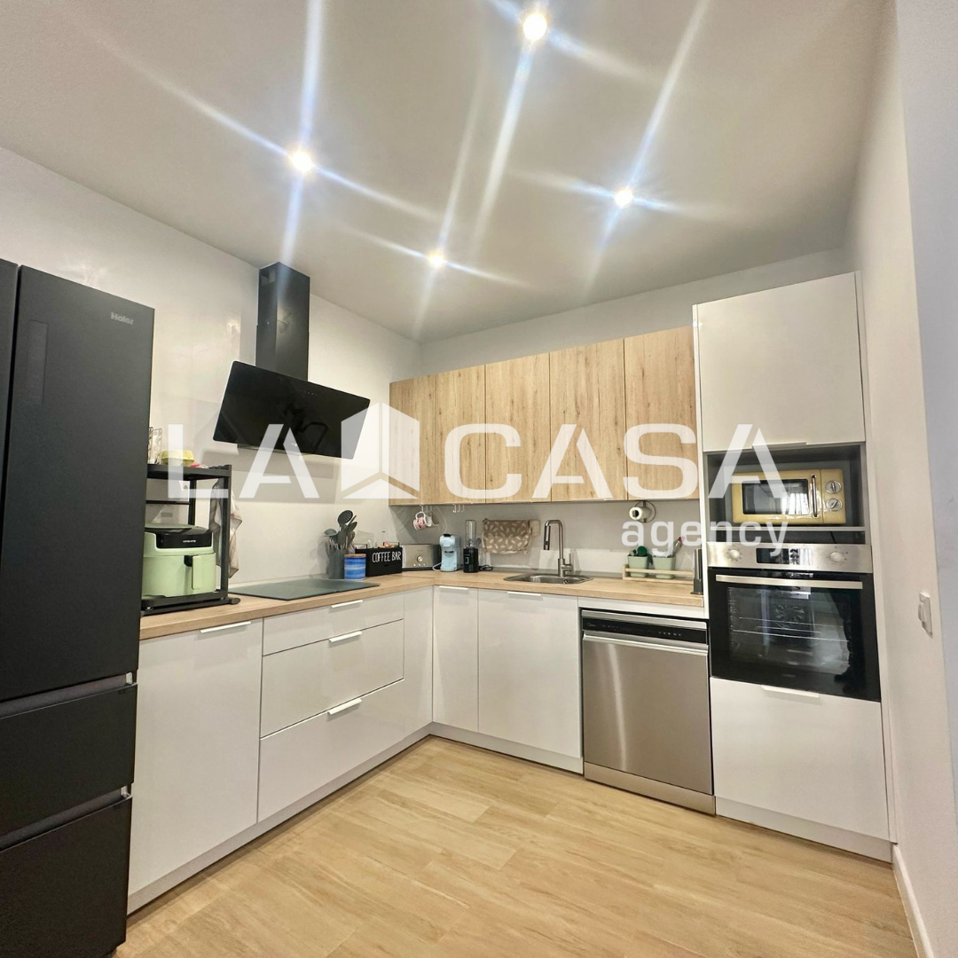 Kitchen of Planta baja for sale in  Sevilla Capital