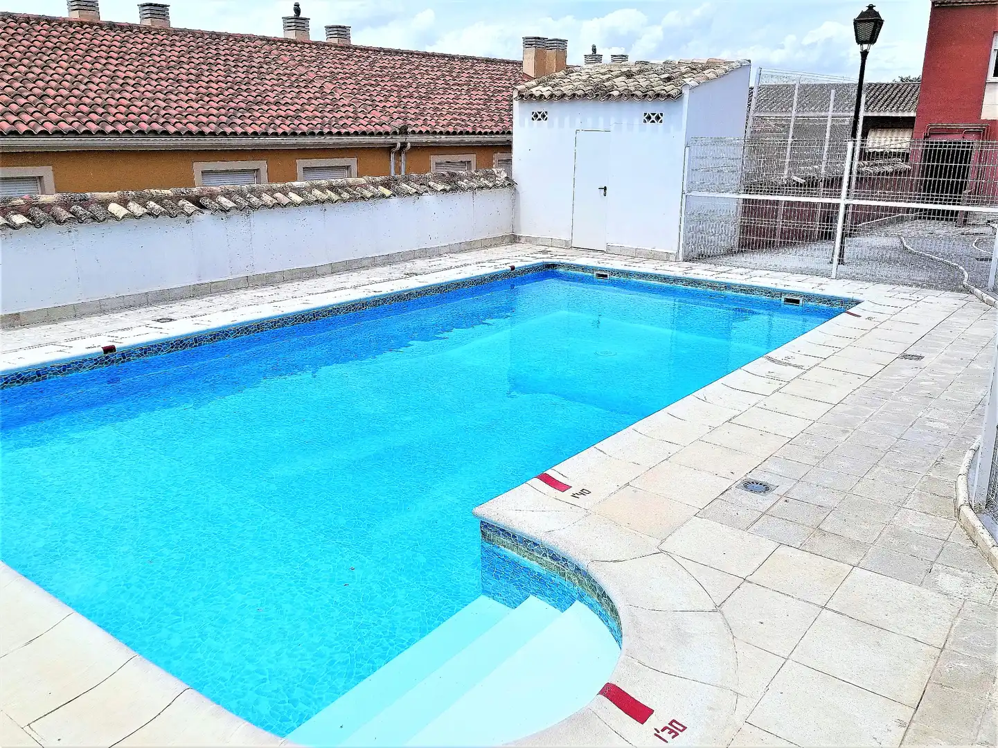 Piscina de Piso en venta en Ontígola con Aire acondicionado, Calefacción y Trastero