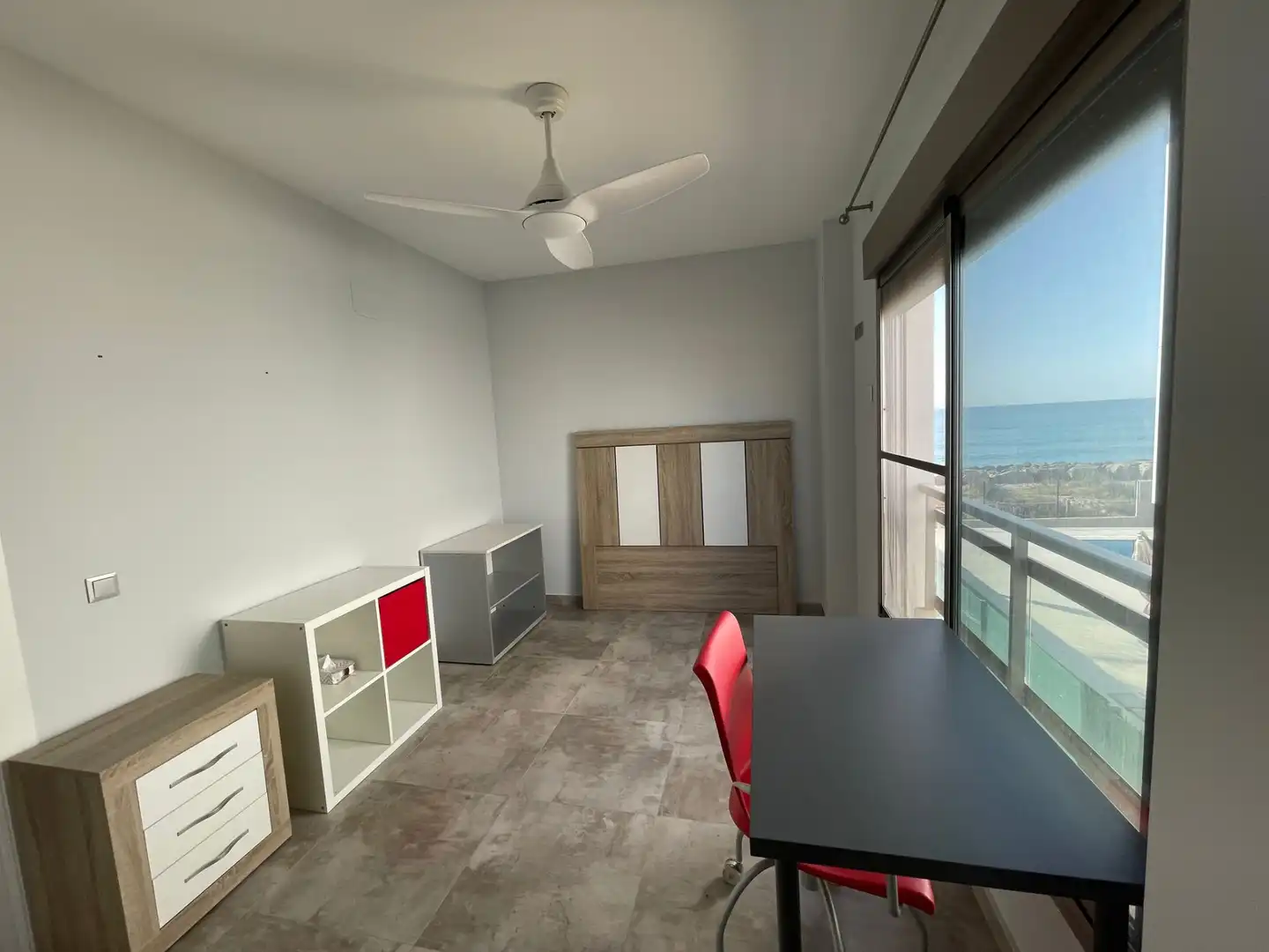 Habitación de Casa o chalet en venta en Burriana / Borriana con Aire acondicionado, Jardín privado y Trastero