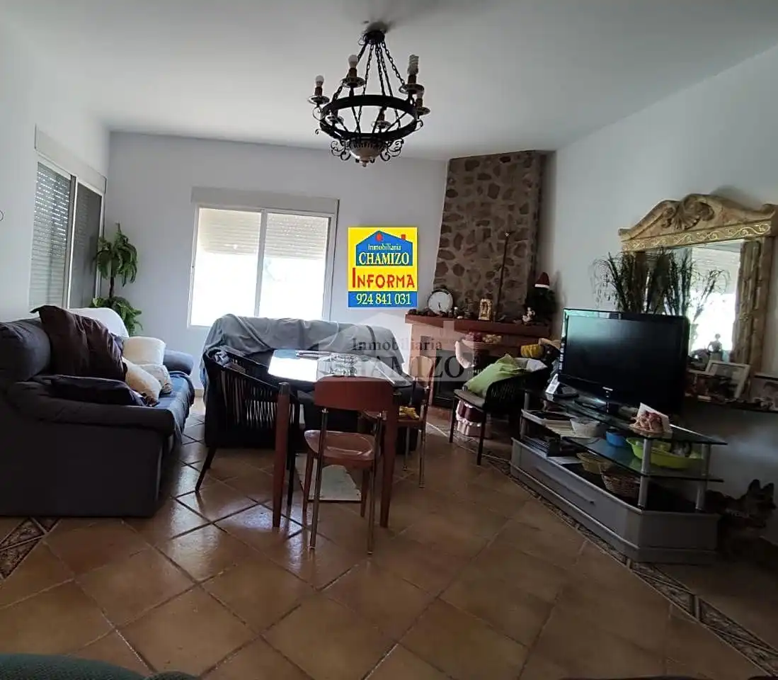 Chalet con jardín en venta en Villanueva de la Serena, imagen 6
