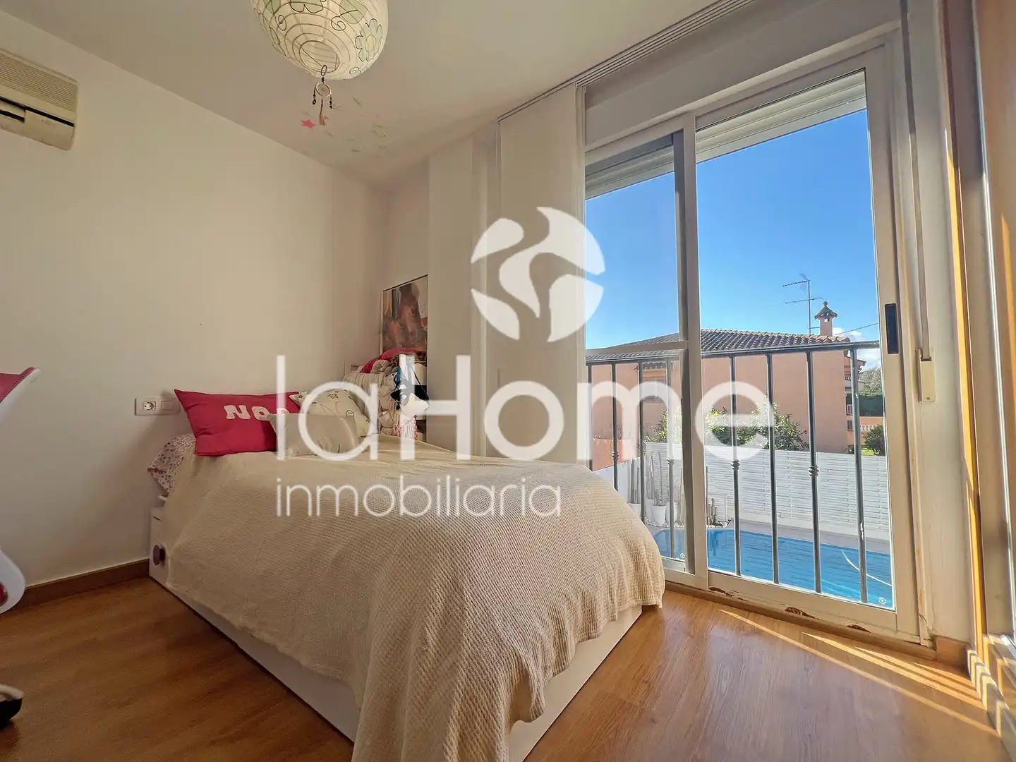 Detached homes for sale in La Conarda