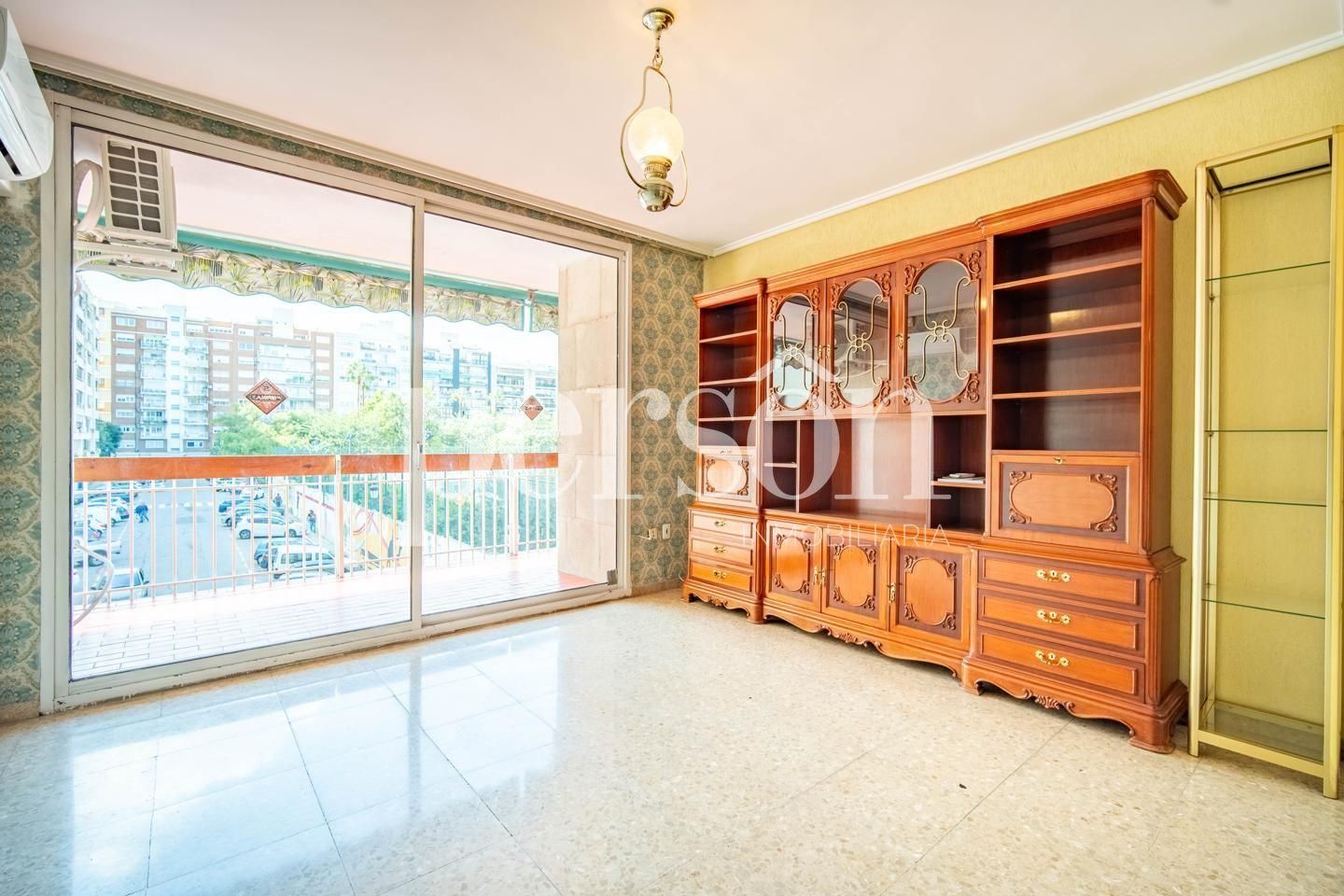 Bedroom of Flat for sale in  Valencia Capital  with Air Conditioner and Terrace