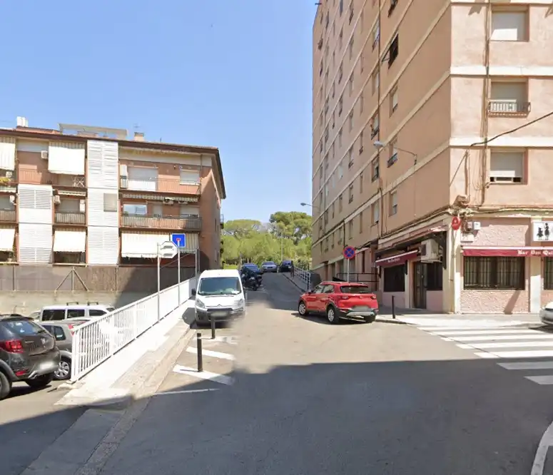 Vista exterior de Pis en venda en Rubí