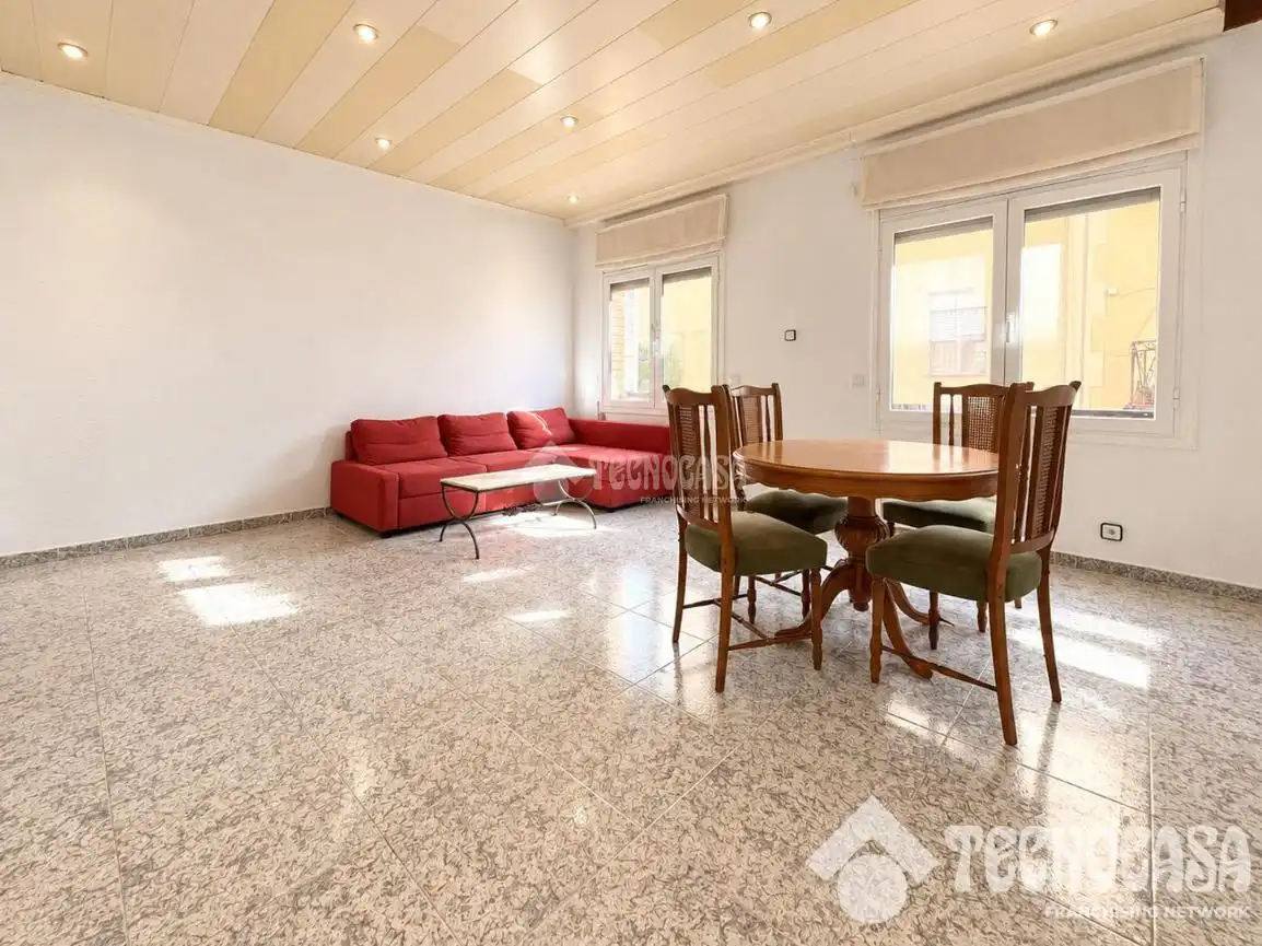 Außenansicht von Wohnung zum Verkauf in Barcelona
