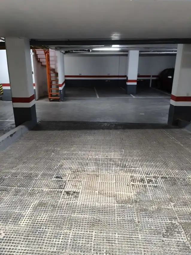 Aparcament de Garatge de lloguer en Valencia