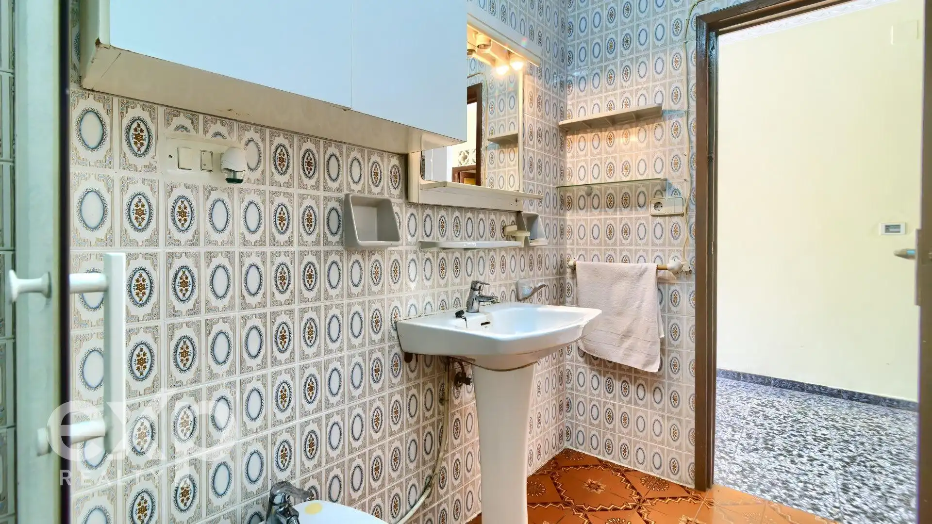 Bathroom of Houses for sale in Rafelguaraf  with Terrace, Storage room and Swimming Pool