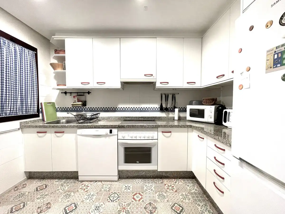 Kitchen of Flat for sale in Marbella  with Air Conditioner, Terrace and Storage room