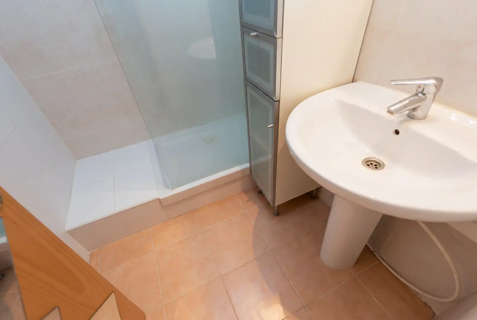 Bathroom of Flat for sale in Barcelona