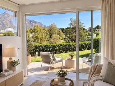 Apartment with pool to rent in Marbella Centro