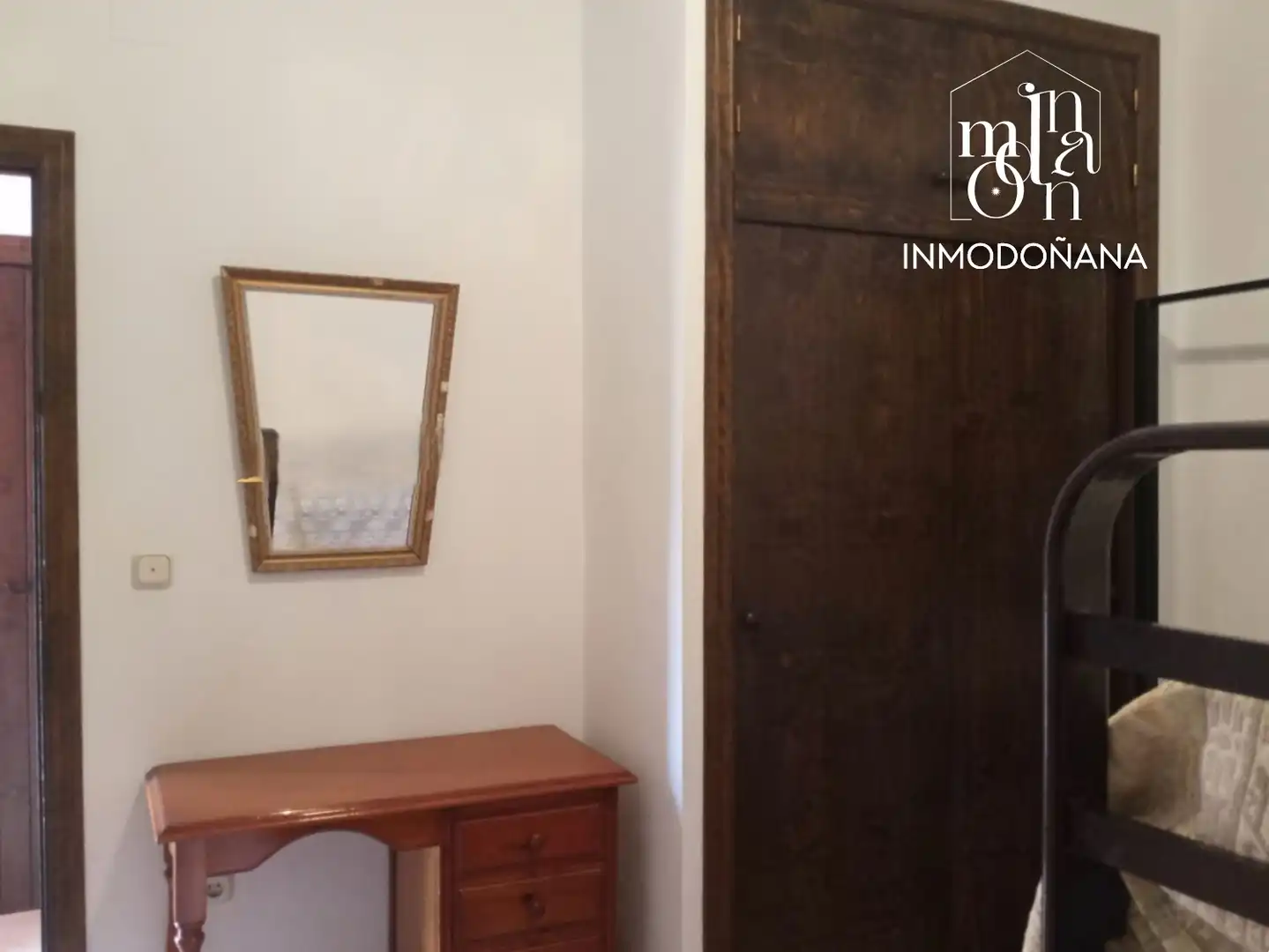Habitación de Casa adosada en venta en Almonte con Terraza y Amueblado