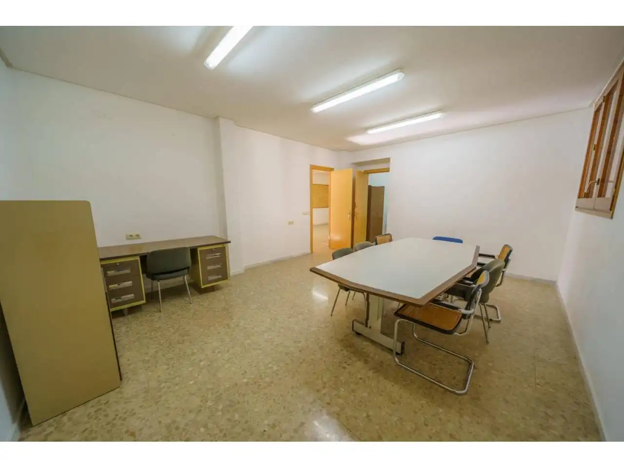 Büro zur Miete in La Bisbal d'Empordà mit Klimaanlage
